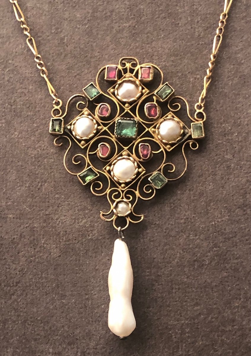 Gold Pendant, Emeralds, Garnets; Beads-photo-1