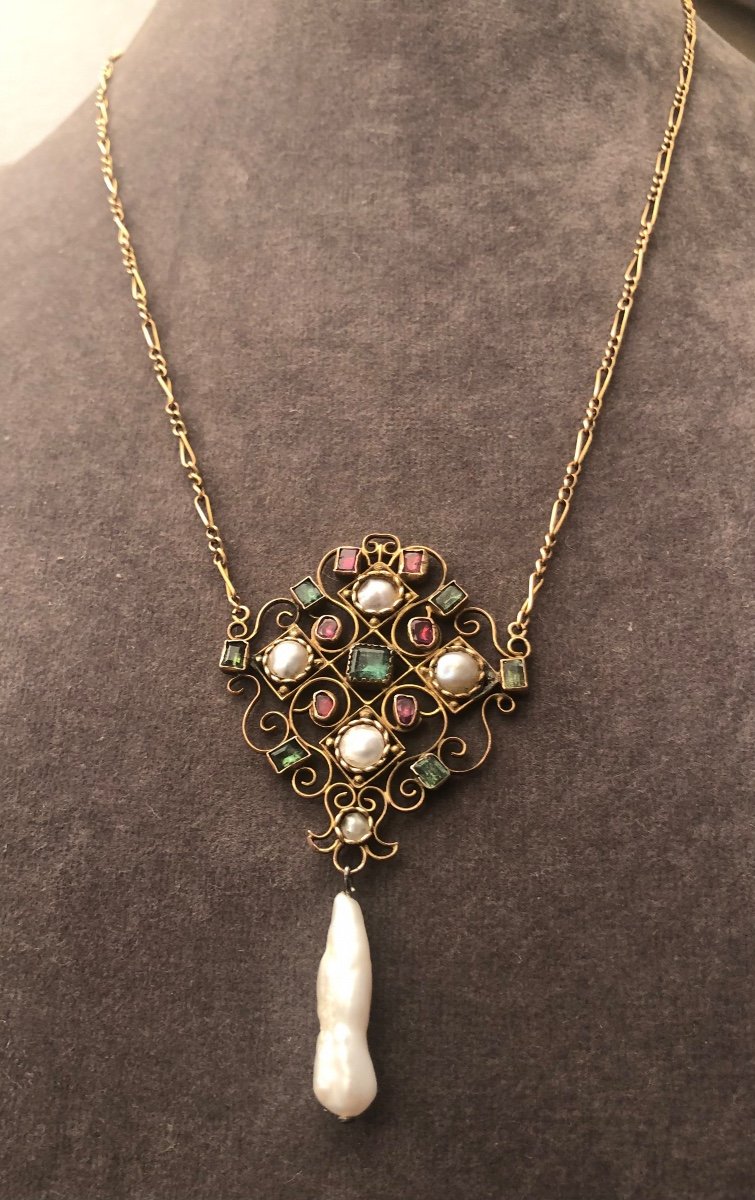 Gold Pendant, Emeralds, Garnets; Beads