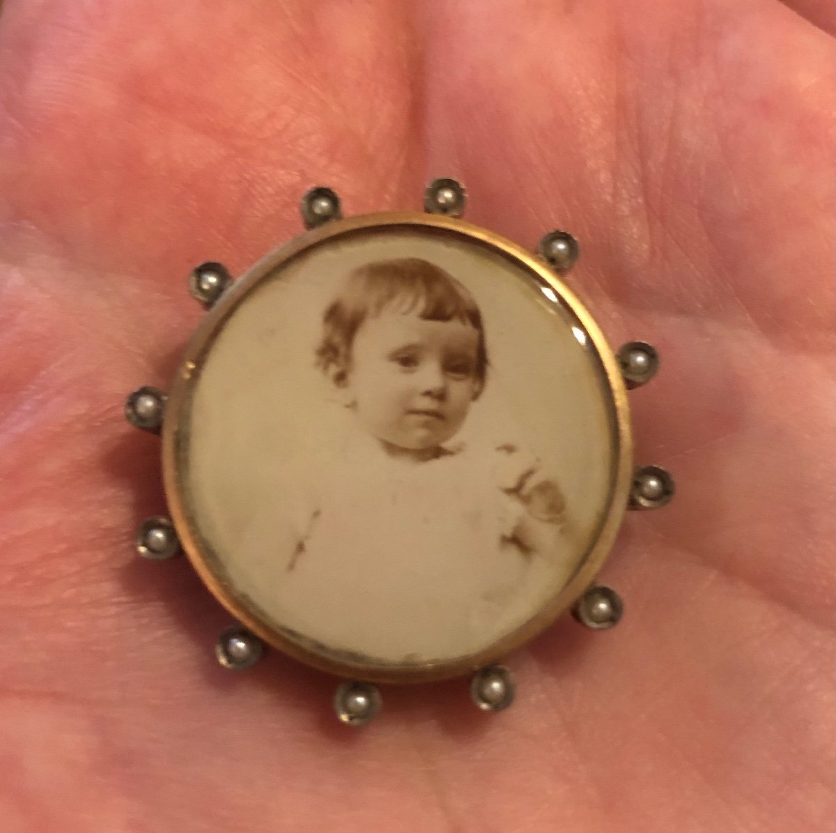 Little Girl Brooch -photo-2