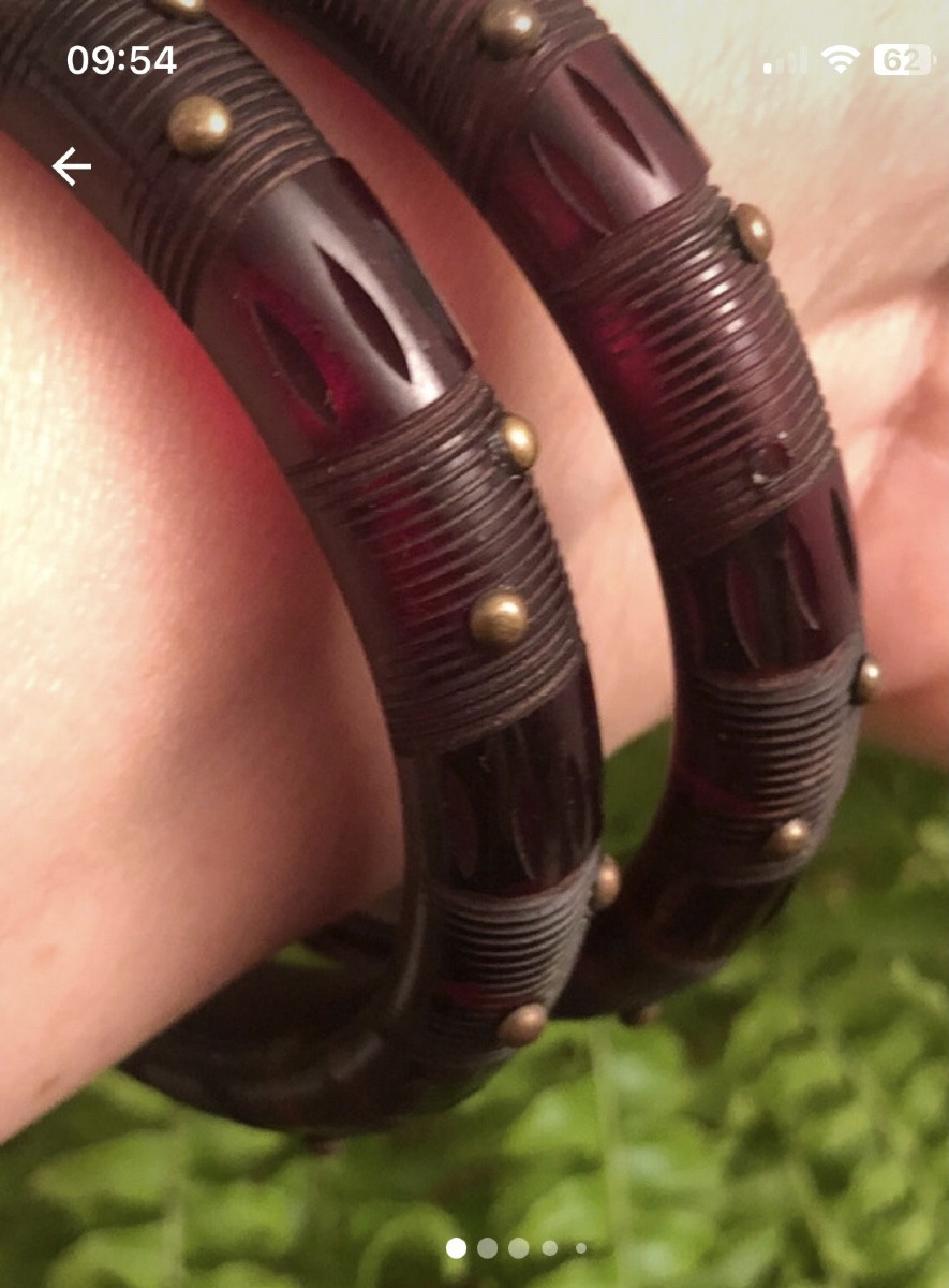 Art Deco Bakelite Bracelets -photo-2