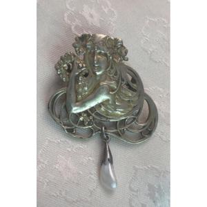 Art Nouveau Silver Brooch