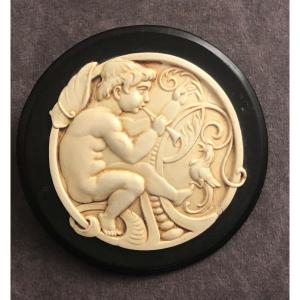 Bakelite Brooch; Art Deco