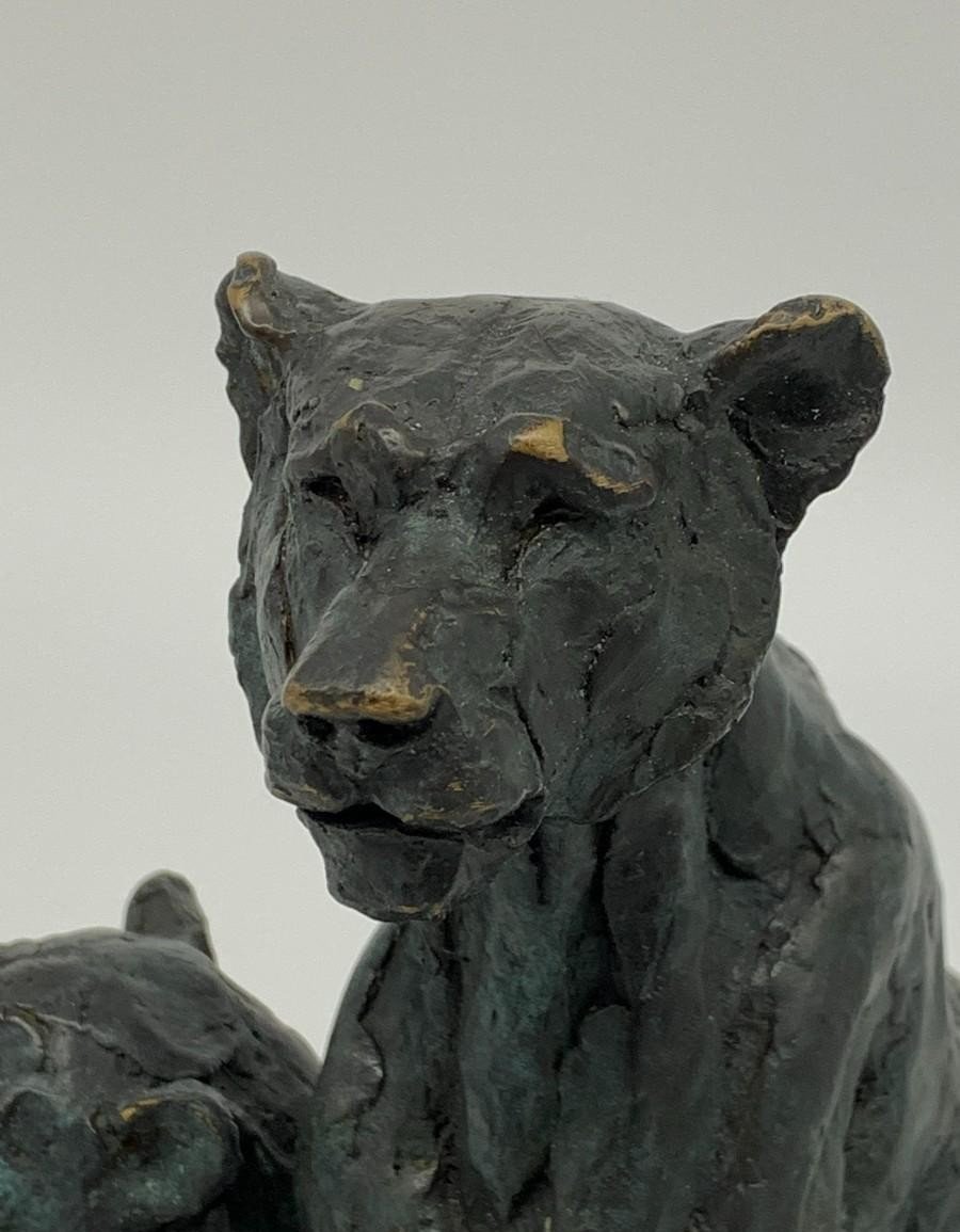 Pair Of Lionesses Sculpted In Bronze And Signed By Milo - French School, C.1950-photo-3