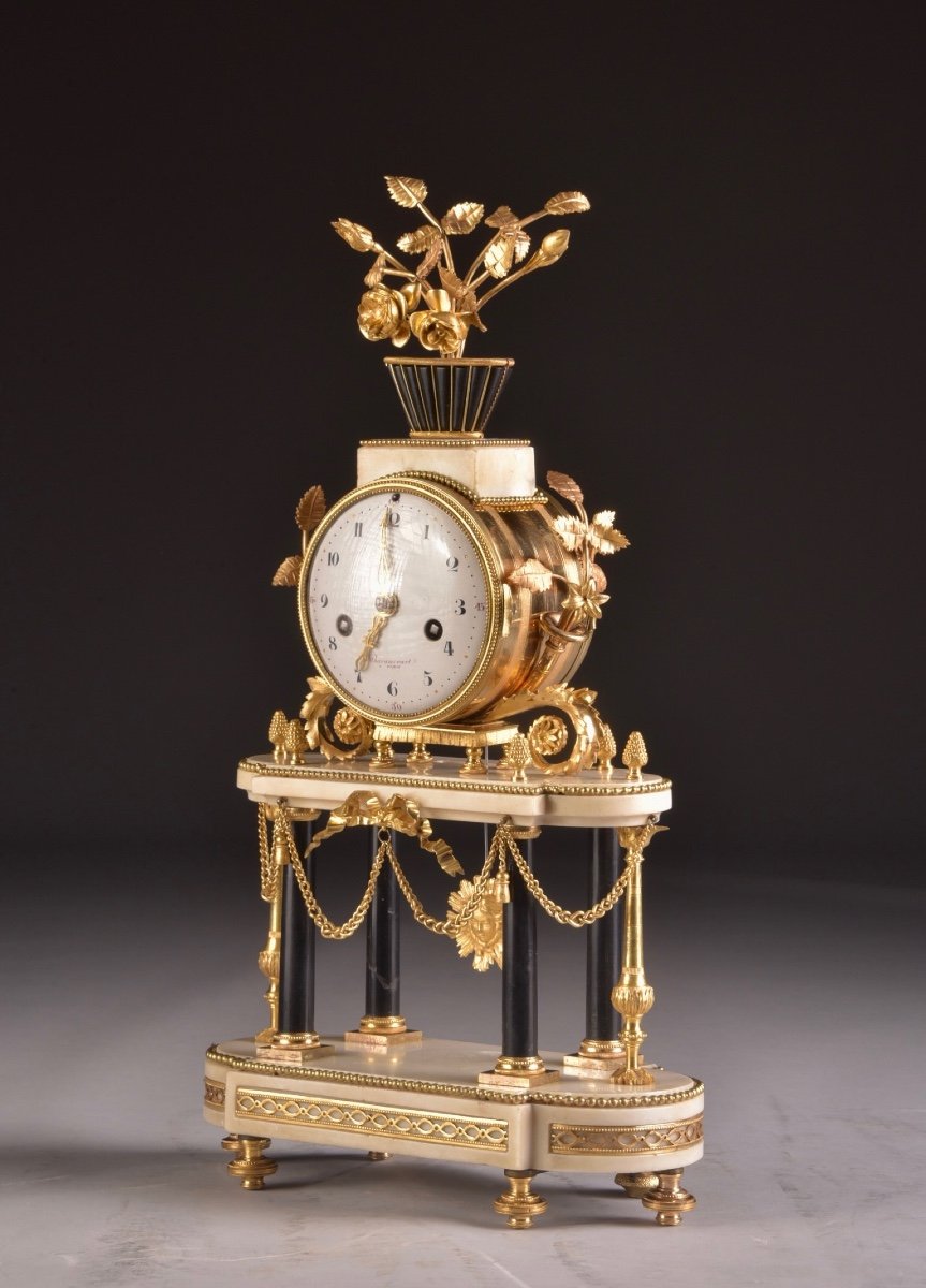 Beautiful Louis XVI Clock-photo-3