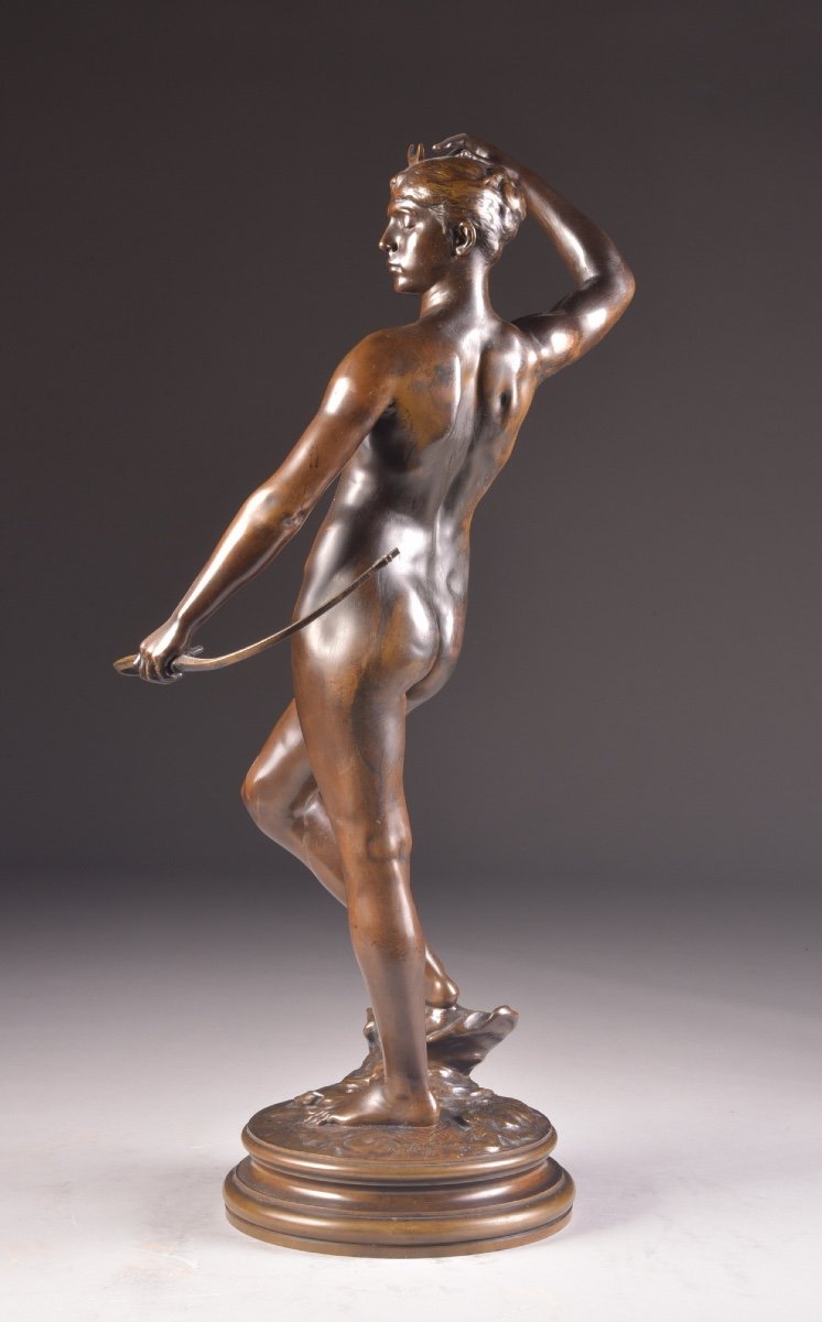 Une Grande Statue Bien Moulée d'Une Déesse Nue Diane - 78 Cm-photo-2