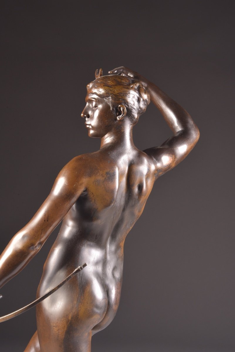 Une Grande Statue Bien Moulée d'Une Déesse Nue Diane - 78 Cm-photo-2