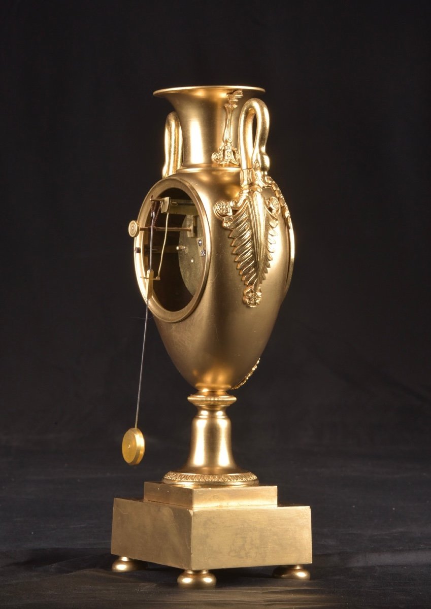 "pendule Vase En Bronze Doré De Style Empire-photo-7