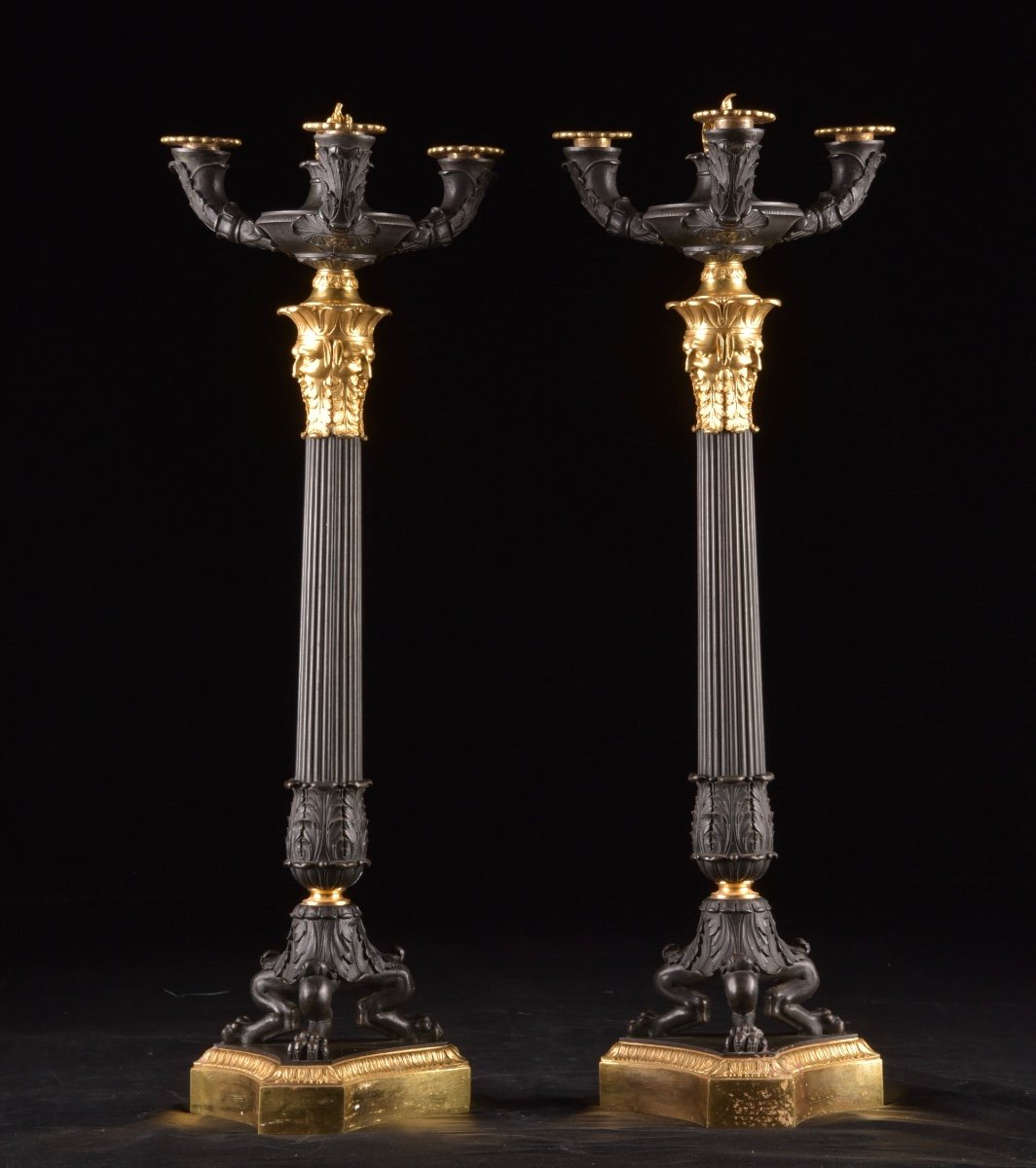 Un Paire De Candélabres Empire En Bronze Et Bronze Doré, Ca. 19e Siècle