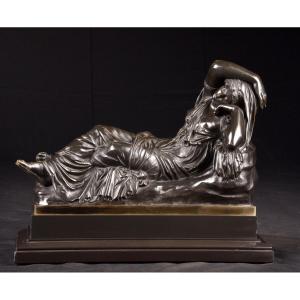 Bronze Français XVIIIème De L'Ariane Endormie