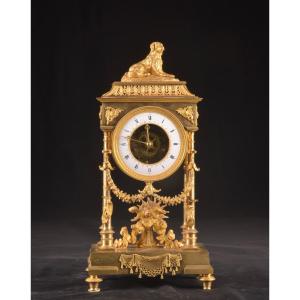 Empire Portico Clock In Gilt Bronze And Gilded Mercury