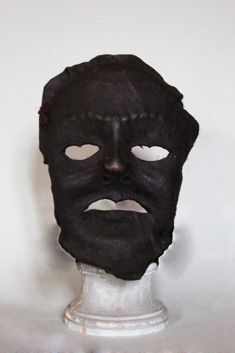 Shamanic Mask From The Nepal Himalayas In Yak Leather.-photo-2