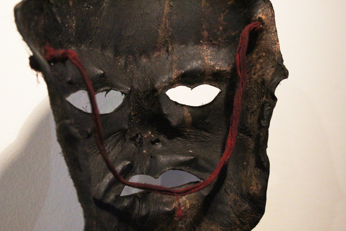 Shamanic Mask From The Nepal Himalayas In Yak Leather.-photo-4