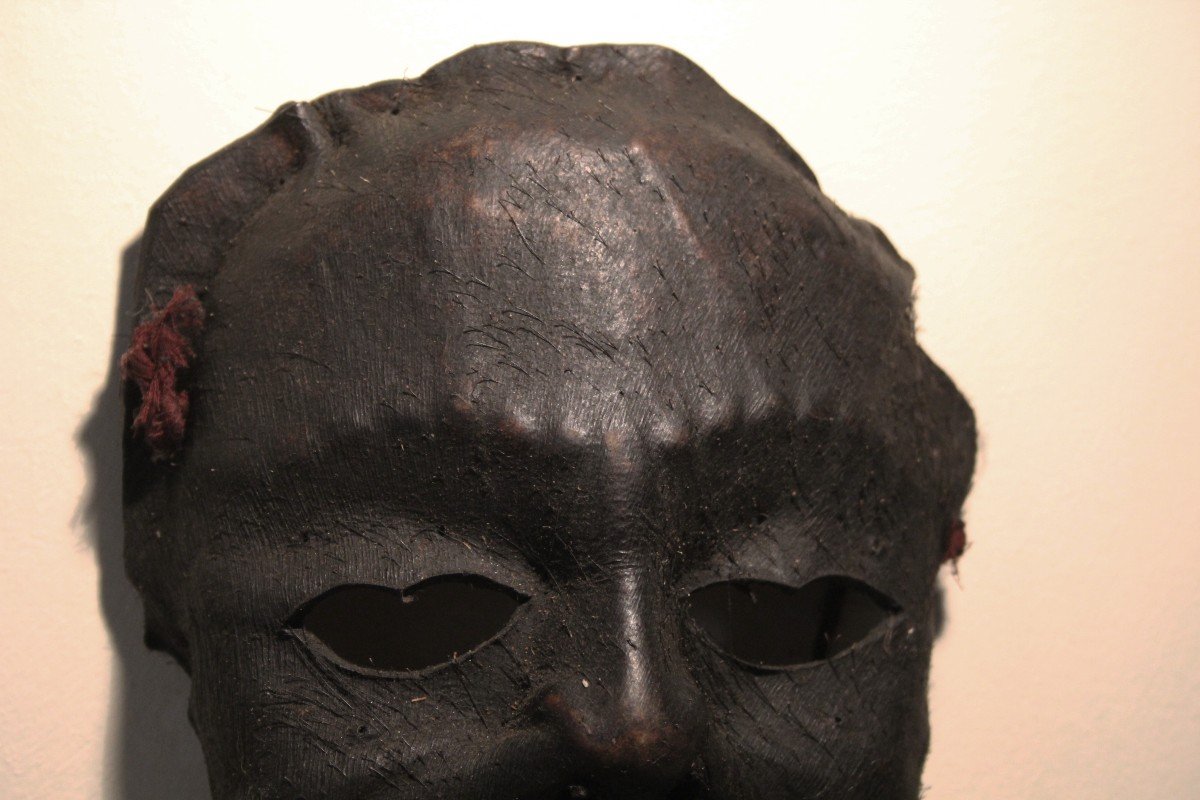 Shamanic Mask From The Nepal Himalayas In Yak Leather.-photo-5