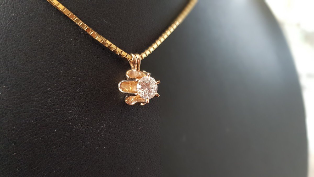 Gold And Diamond Necklace-photo-2