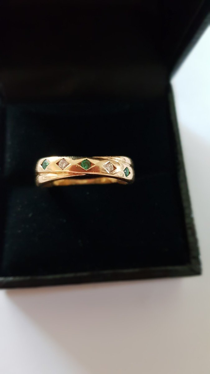 Gold Ring -diamonds-emeralds