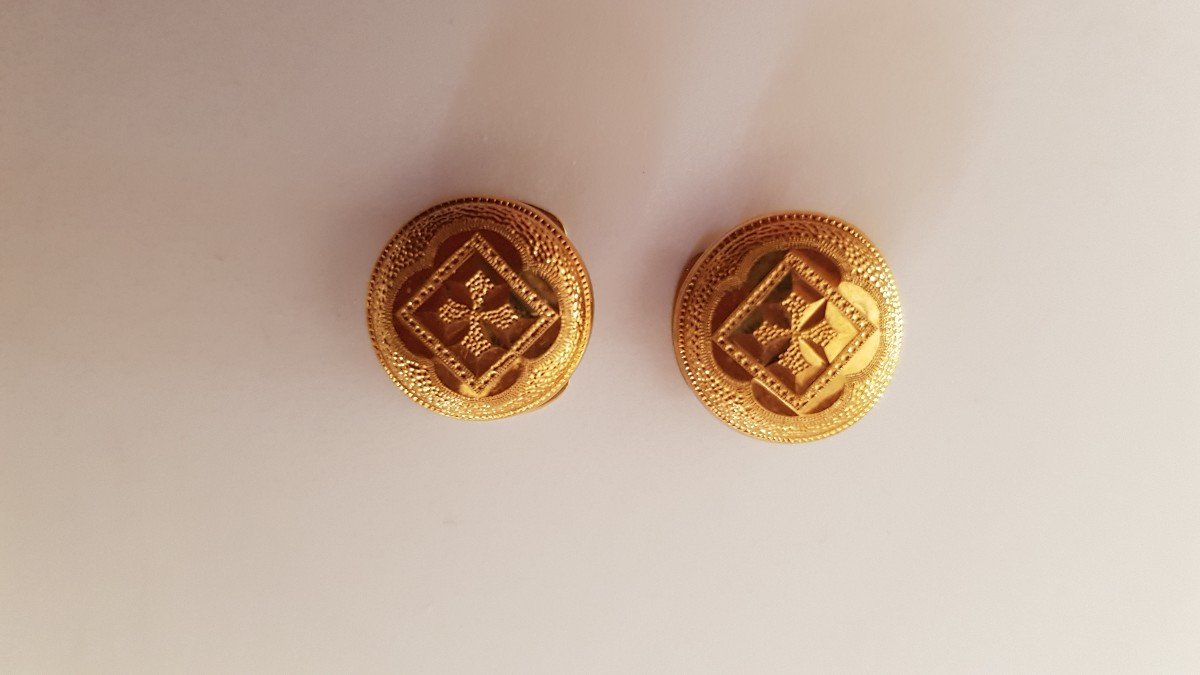 Pair Of Gold Collar Buttons 19th