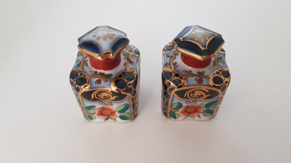 Pair Of Bayeux Flasks-photo-3