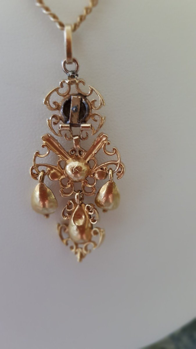 19th Gold And Diamond Pendant-photo-4