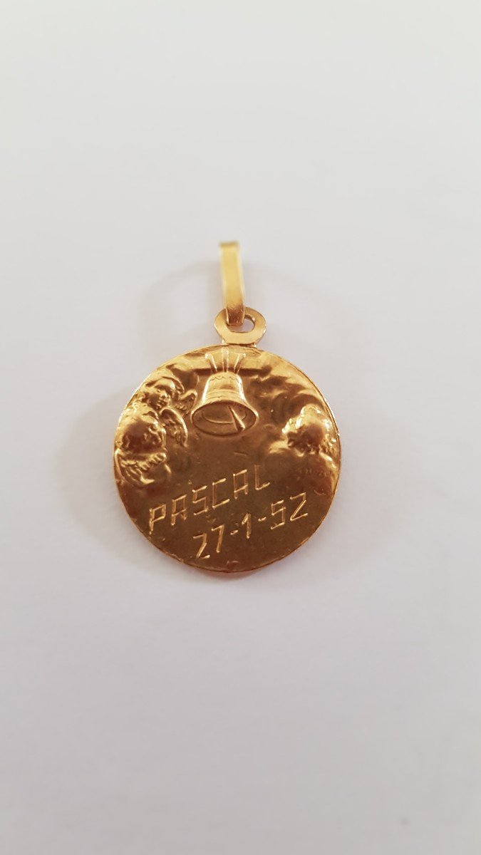 Gold Cherub Medal-photo-2