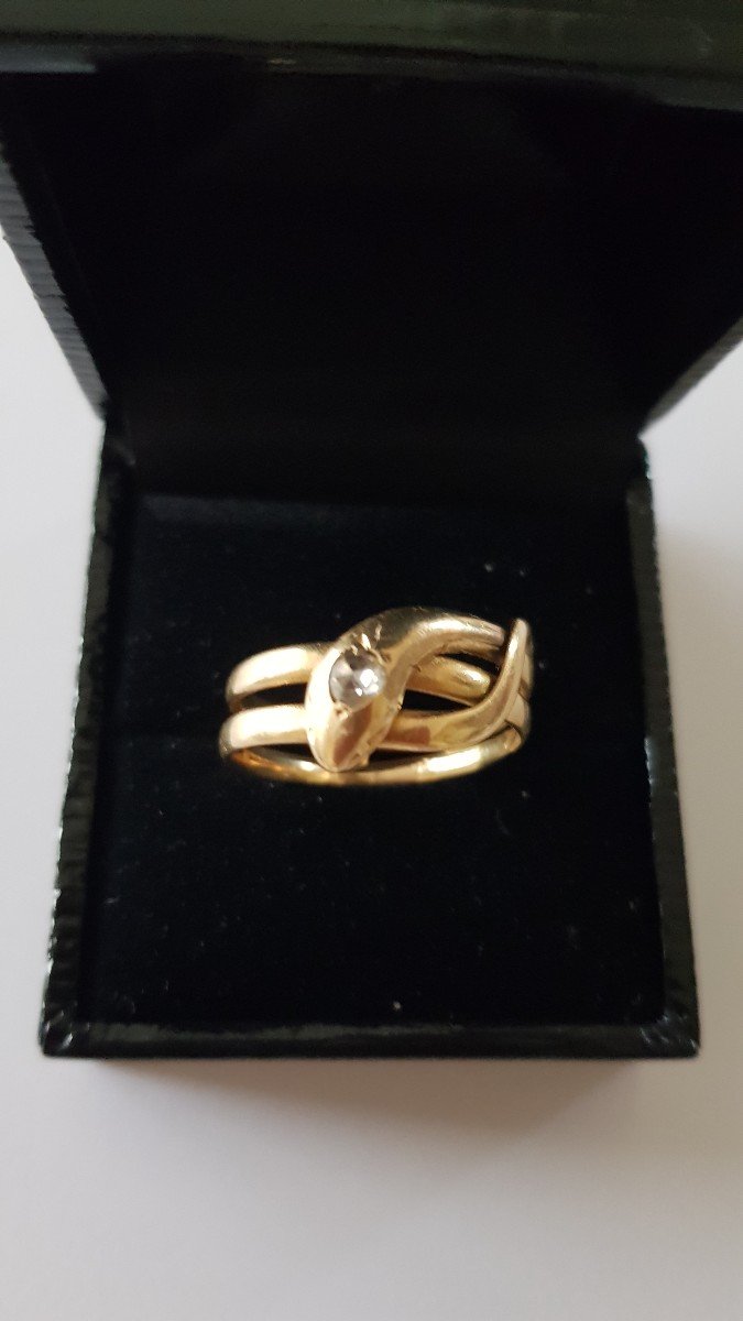 Gold And Diamond Snake Ring-photo-3