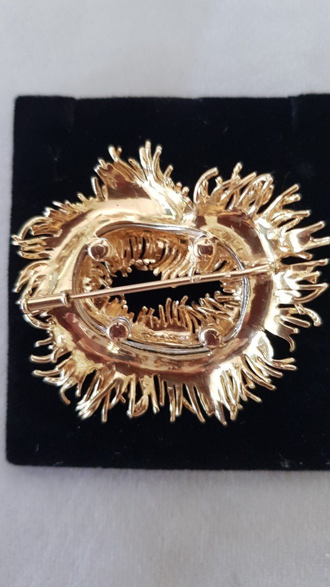 Gold And Diamond Brooch-photo-3