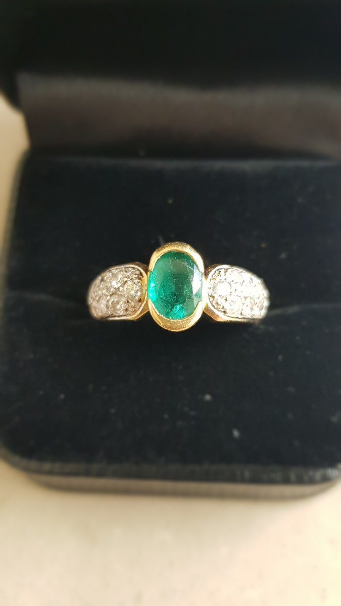 Gold-emerald-diamond Ring-photo-2