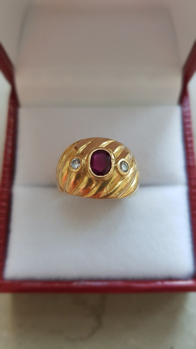 Gold-ruby-diamond Ring