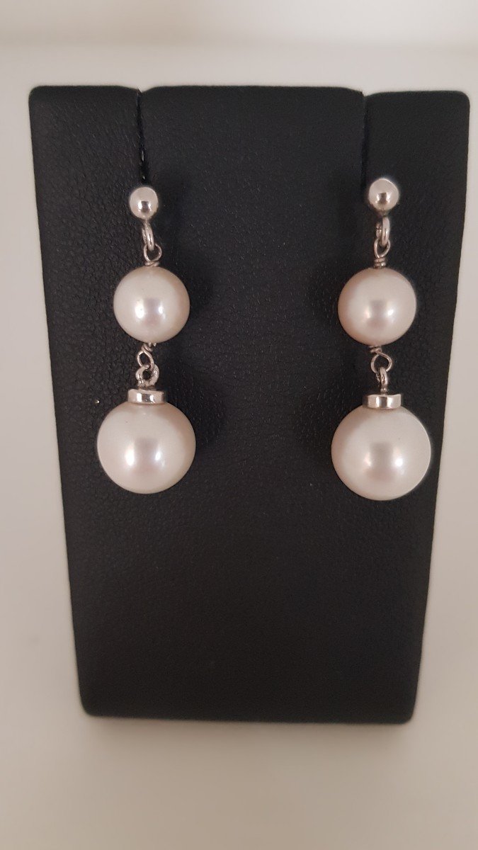 Gold And Pearl Drop Earrings-photo-2