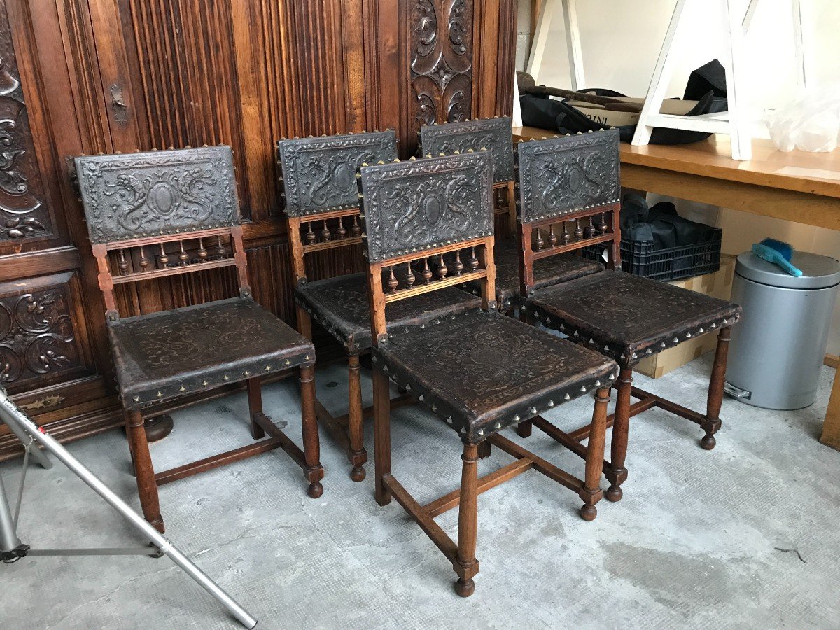 5 Mahogany Chairs - Henry Ii, With Embossed Dragon Motifs Leather Seats And Backs, Late 19th C