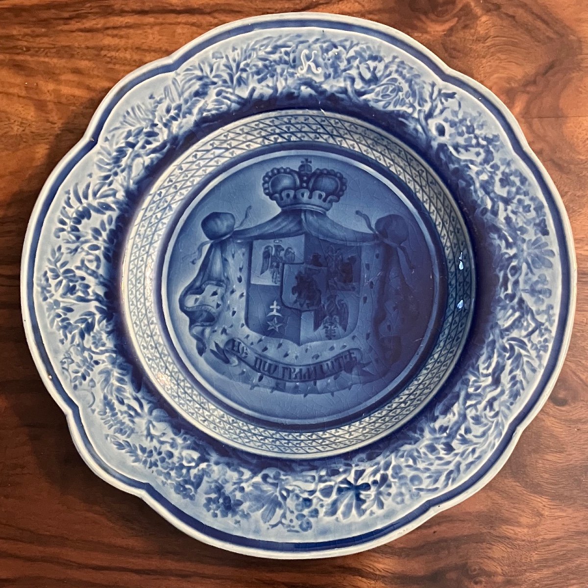 Rubelles Earthenware Plate With Kourakine Coat Of Arms-photo-2