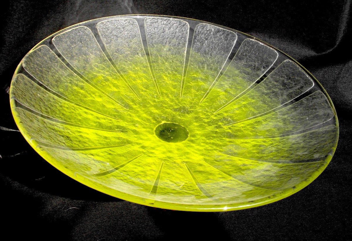 Large Venetian Footed Bowl, Smooth Sides, Schneider, Yellow Powder, 1920, Daum Galle Era