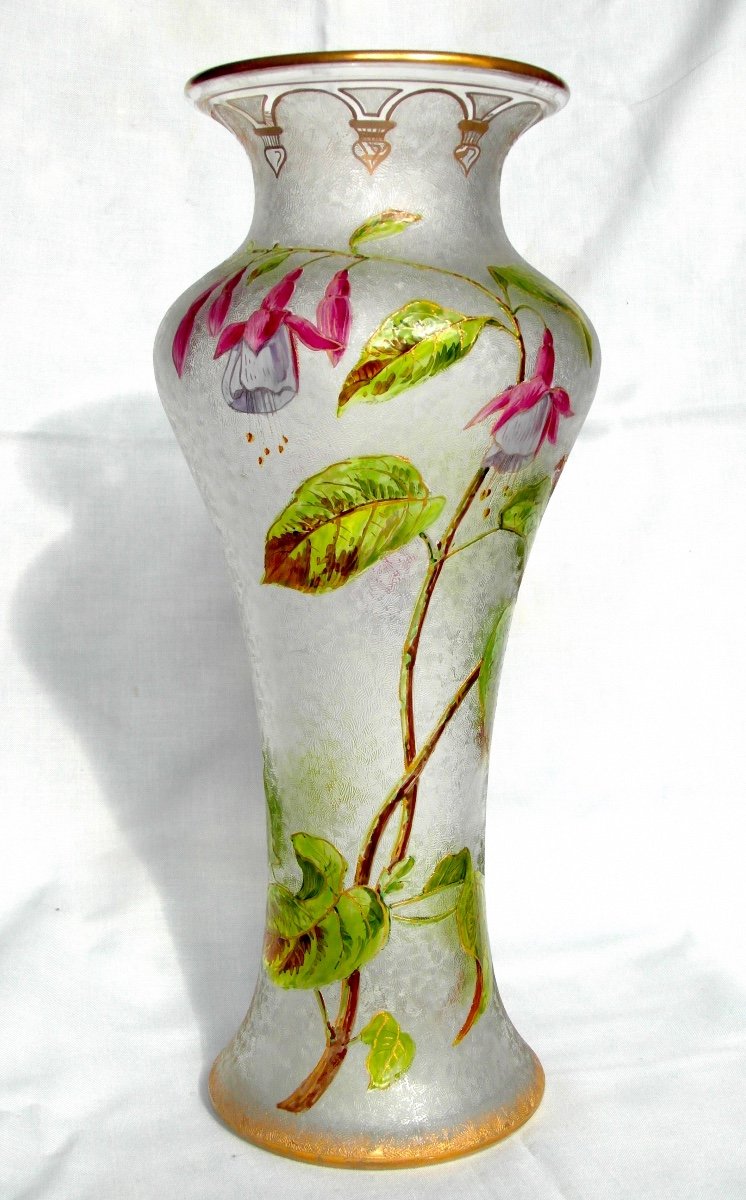 Superb Baccarat Vase With Fuchsia Decor, Acid Etched, Daum Galle Era 1900-photo-2