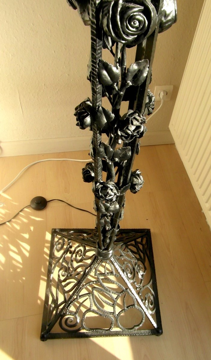 Superb Art Deco Floor Lamp With Wrought Iron Roses, Era Daum Kiss Brandt Degue 1920-photo-8