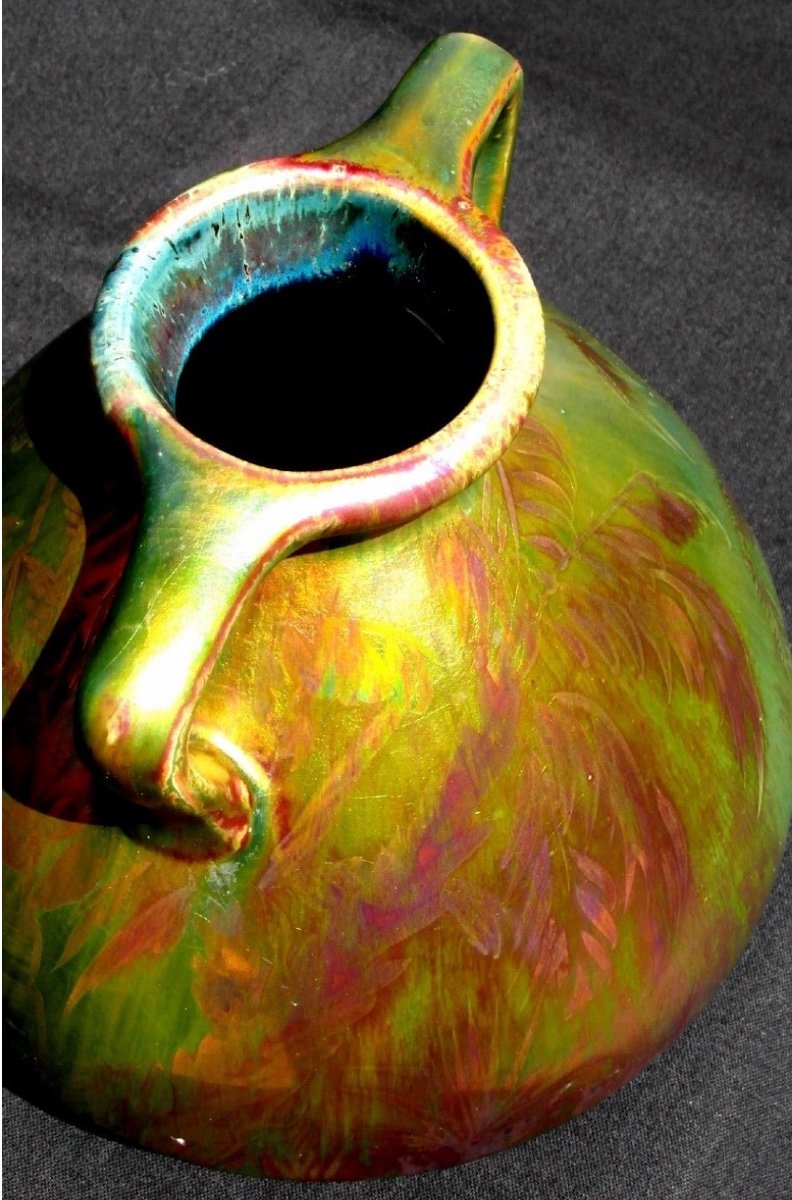 Beautiful And Rare Iridescent Montières Vase, "hut In The Jungle", Perfect, Massier Galle Era 1920-photo-4