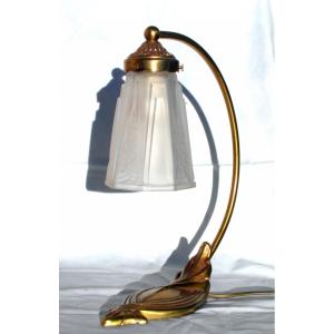 Belle Lampe Art-déco Avec Tulipe Schneider Et Pied De Lampe De P. Lucas, Era Daum Galle Muller