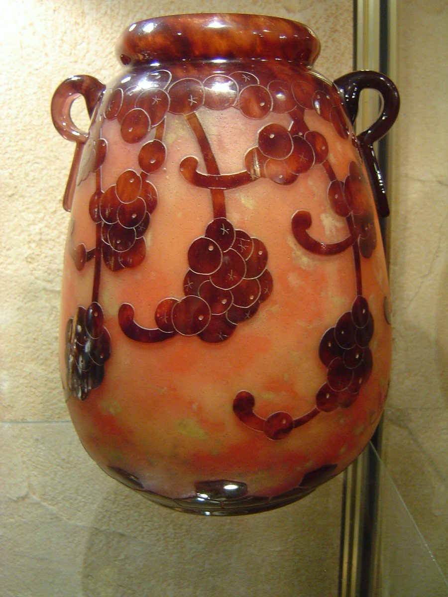 Important Vase Décor De Grappes De Raisin Art Déco En Verre Multicouches Dégagées à L Acide -photo-4