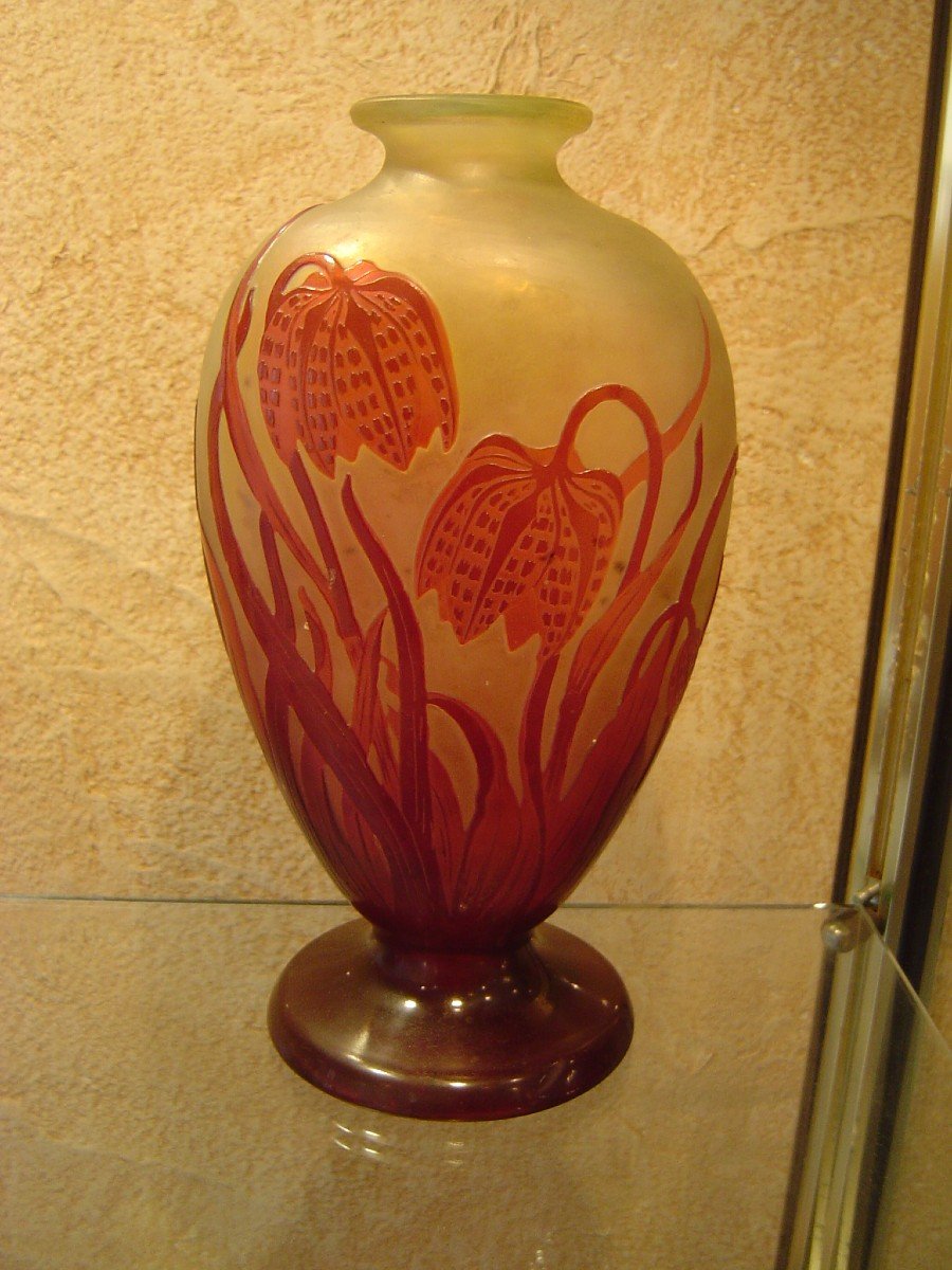 Etablissement Galle  Vase En Verre Multicouches Dégagé à L Acide à Décor De  Fritillaires -photo-4