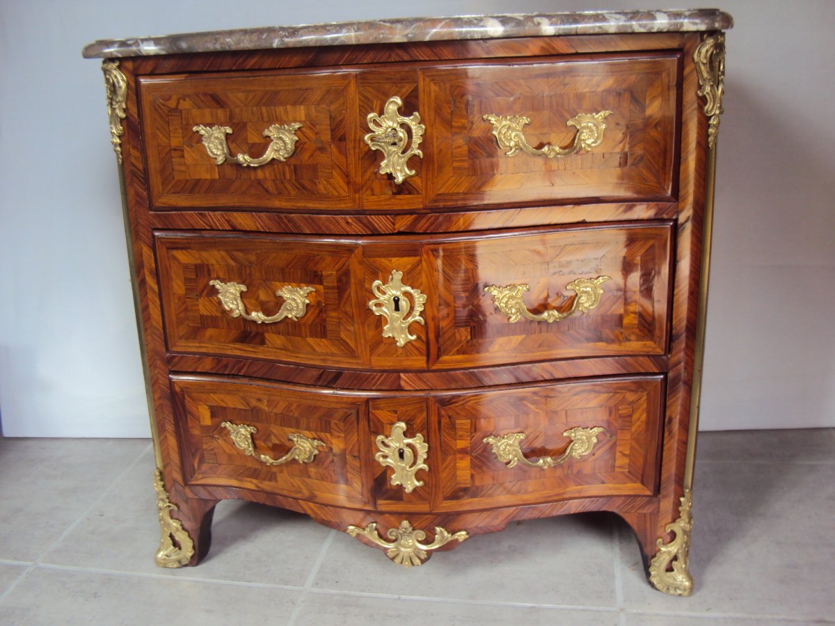 Petite Commode Galbee  placage marqueterie de bois De Violette Epoque XVIIIème-photo-3