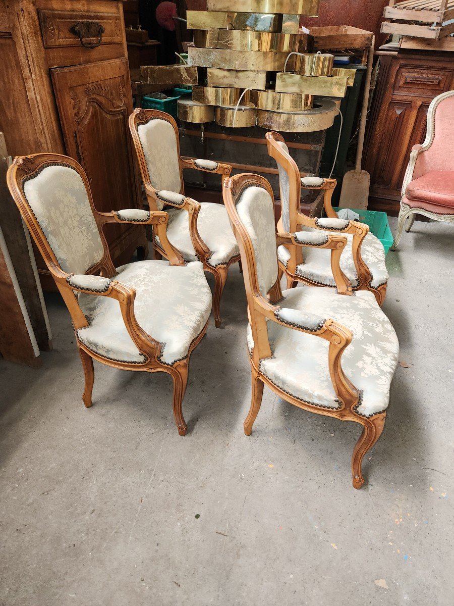 4 Louis XV Armchairs With Blue Silk Fabrics Circa 2920-photo-4