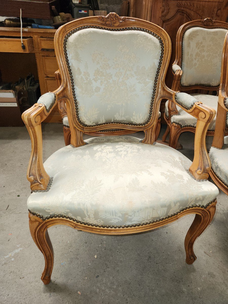 4 Louis XV Armchairs With Blue Silk Fabrics Circa 2920-photo-1