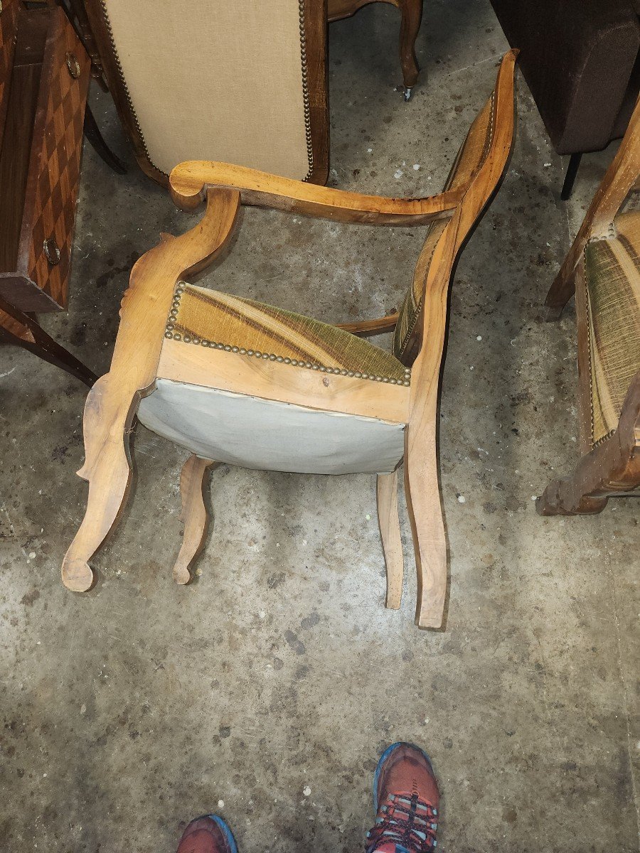 Pair Of Restoration Walnut Armchairs-photo-3