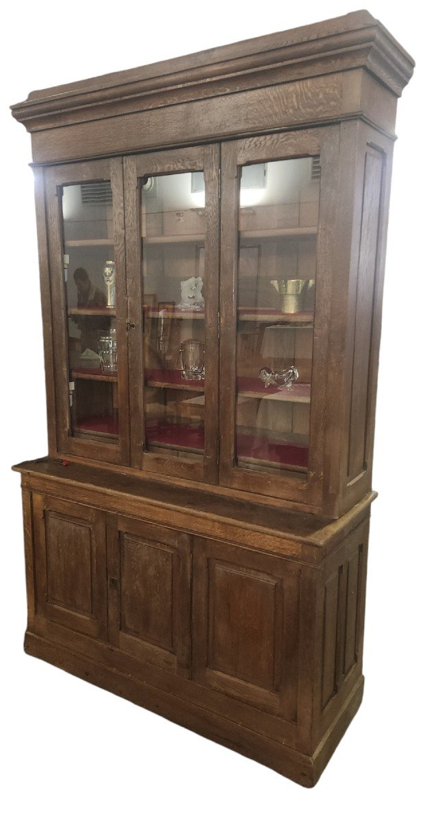 Antique Oak Shop Sideboard From The Early 20th Century 