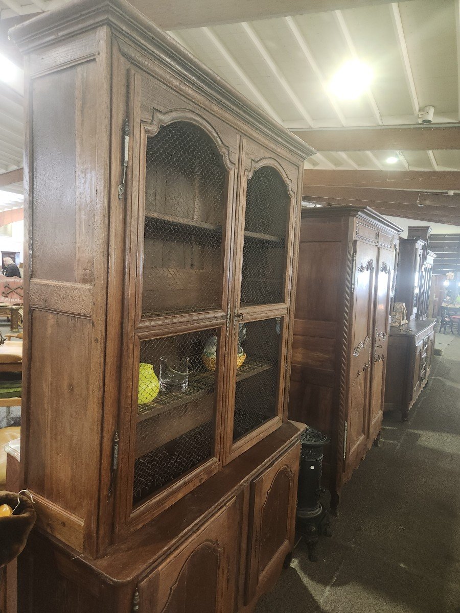 18th Century Louis XIV 2-body Oak Buffet -photo-4