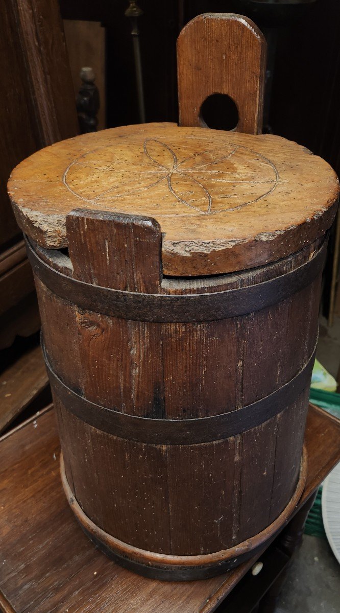 Late 19th Century Wooden Churn 