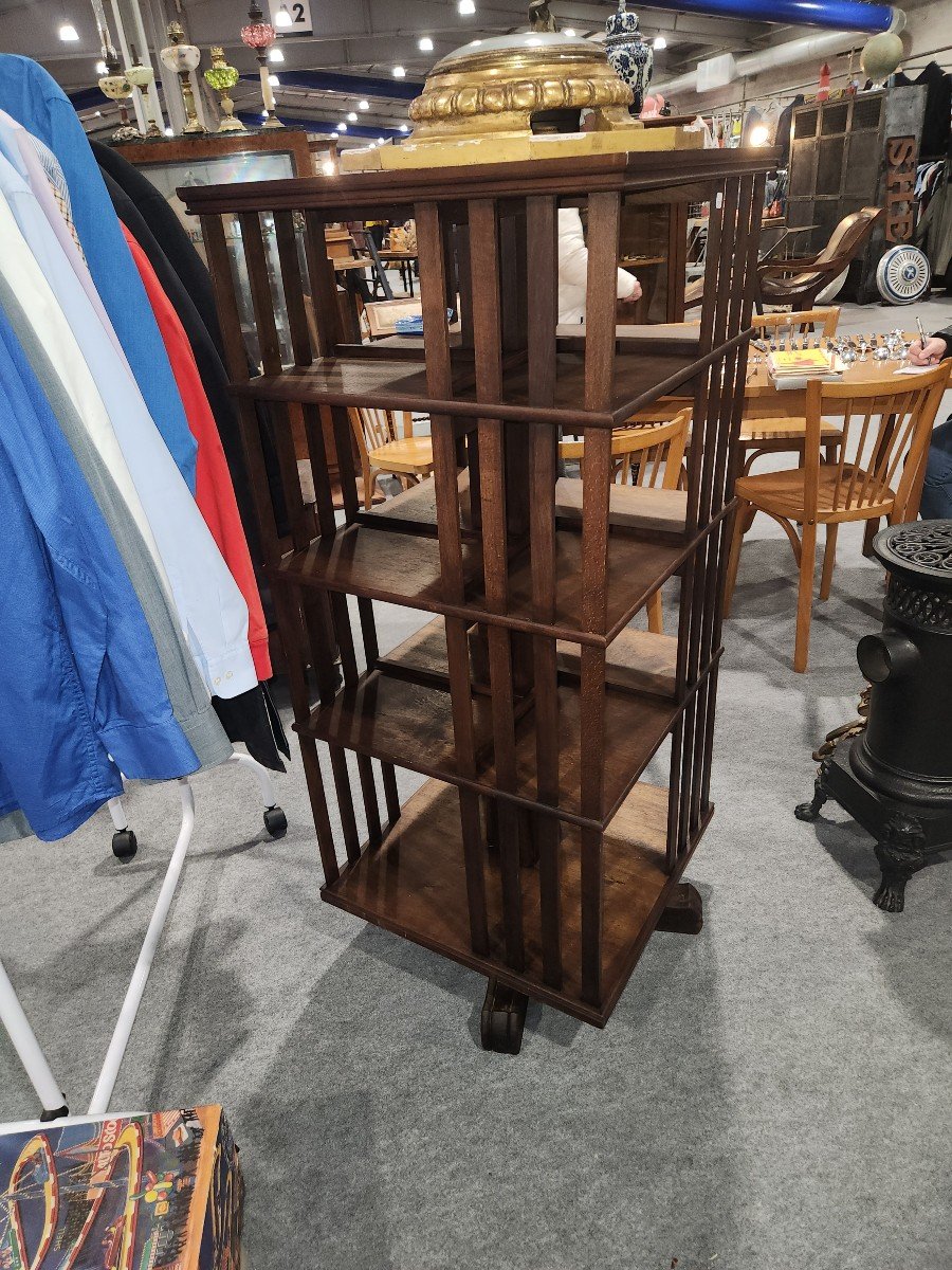 Early 20th Century Oak Revolving Bookcase -photo-2