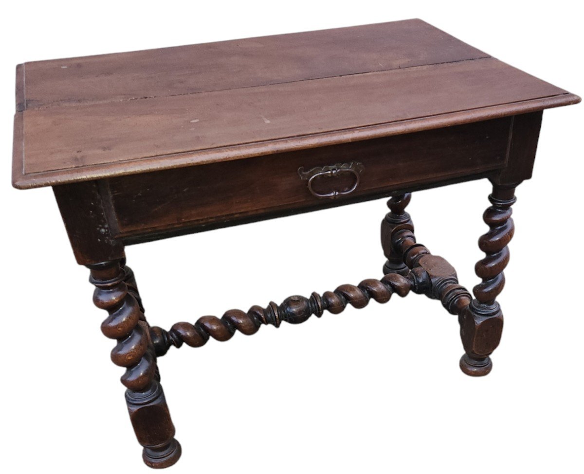 Louis XIII Writing Table In Walnut And Oak 