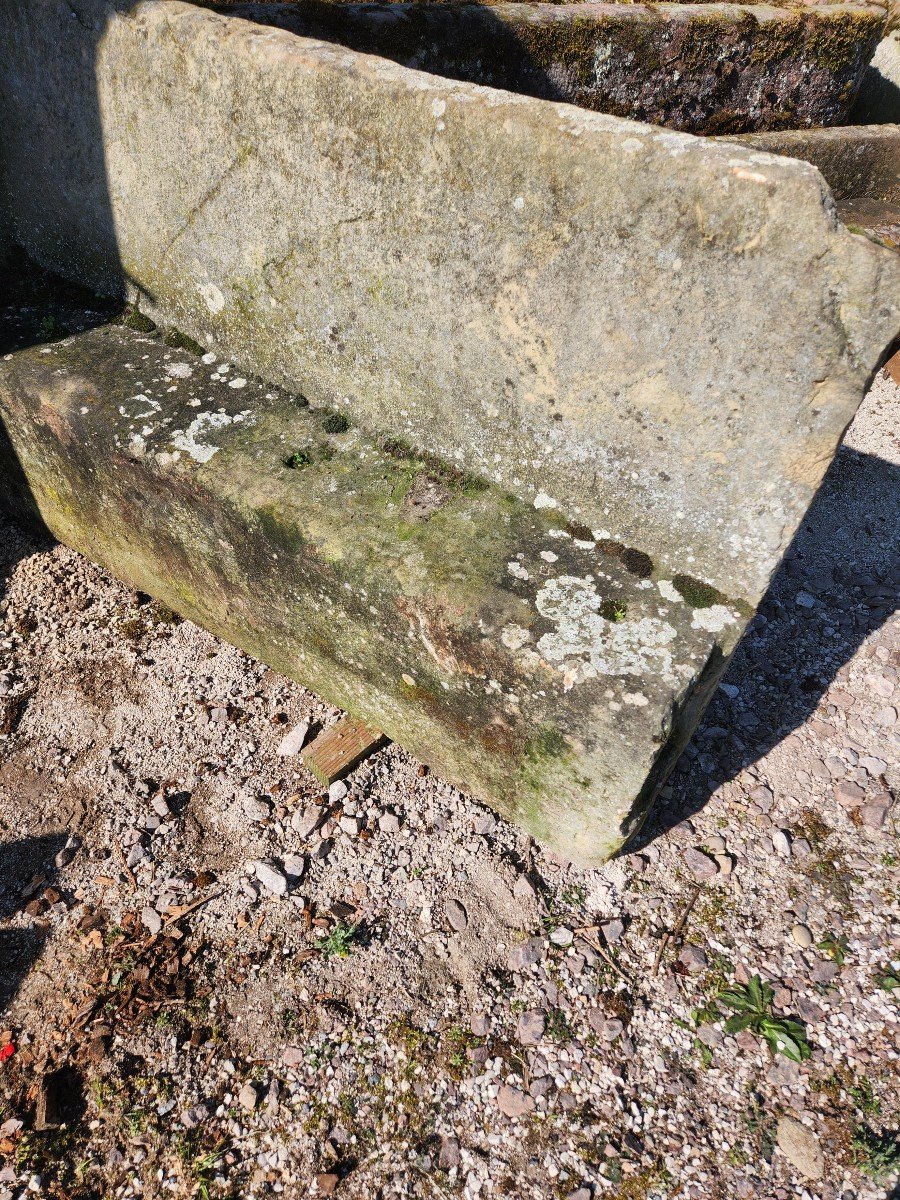 Late 17th Century Sandstone Garden Bench From A Bourgeois House In Haute Marne -photo-2