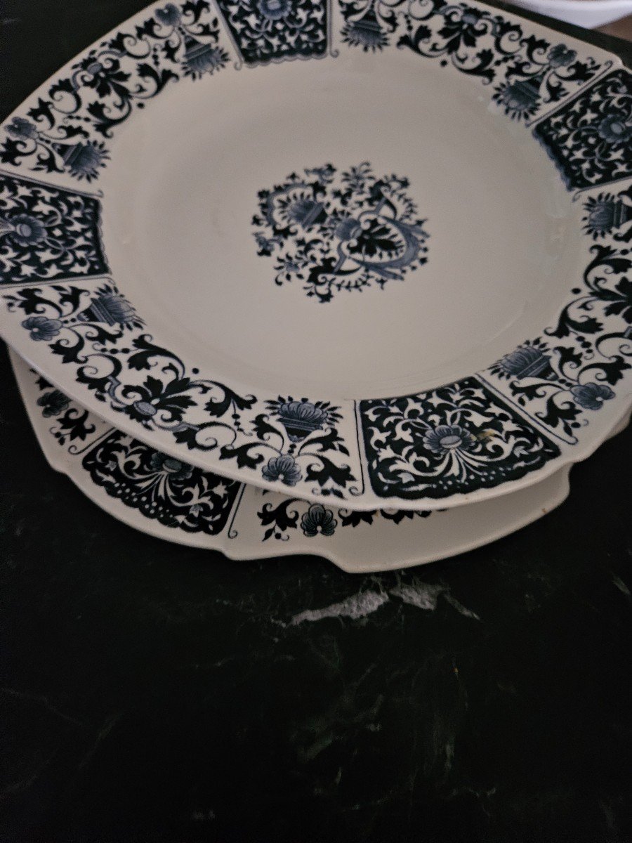 Gien Faience Table Service-photo-2