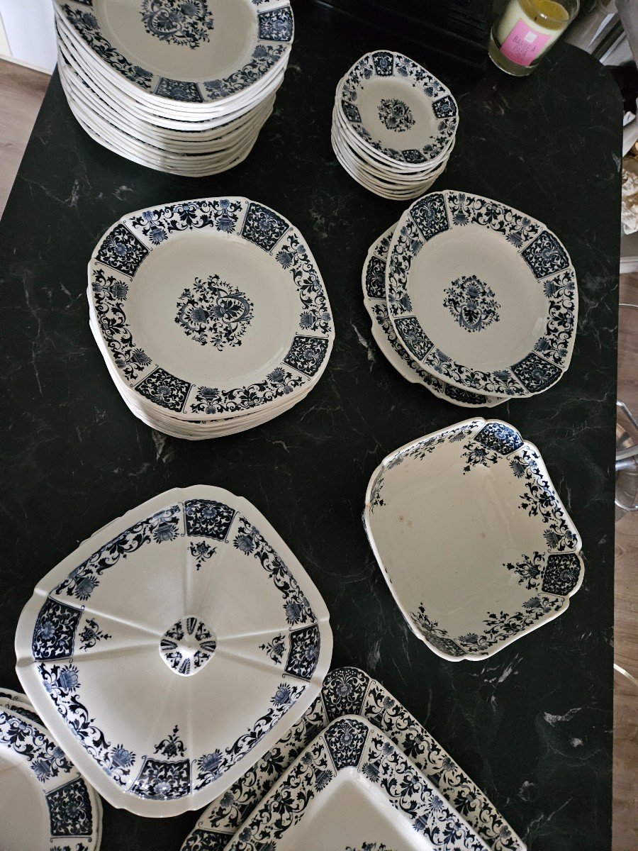 Gien Faience Table Service-photo-6