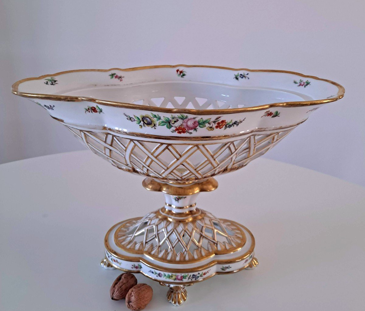 Large 19th Century Paris Porcelain Cup-photo-4